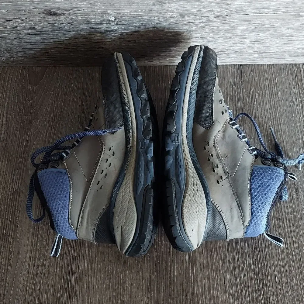 Hoka One One Women Tor Summit Mid WP Gray Hiking Boot Size 5.5
